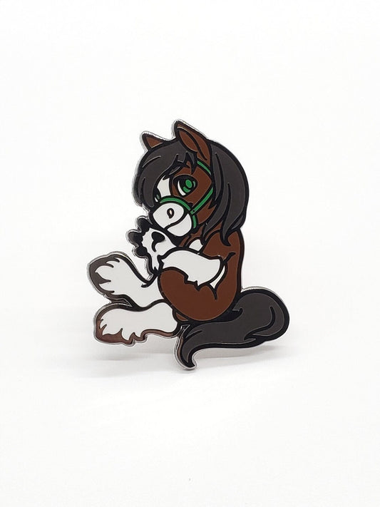 Cerros Enamel Pin